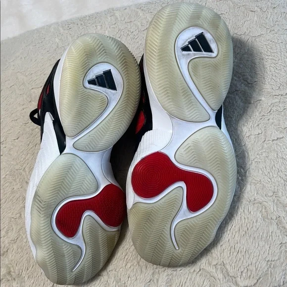 Adidas Trae Unlimited Basketball Shoes Red Black Size 5 Pre-Owned - Picture 7 of 7